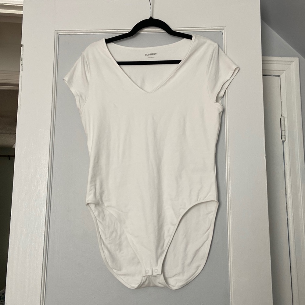 Old navy Large white t-shirt body suit